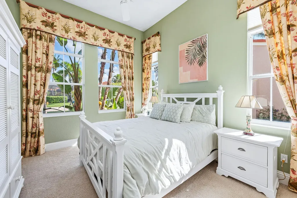 8589 Bellagio Drive Naples FL 34114