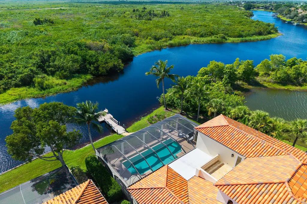 8589 Bellagio Drive Naples FL 34114