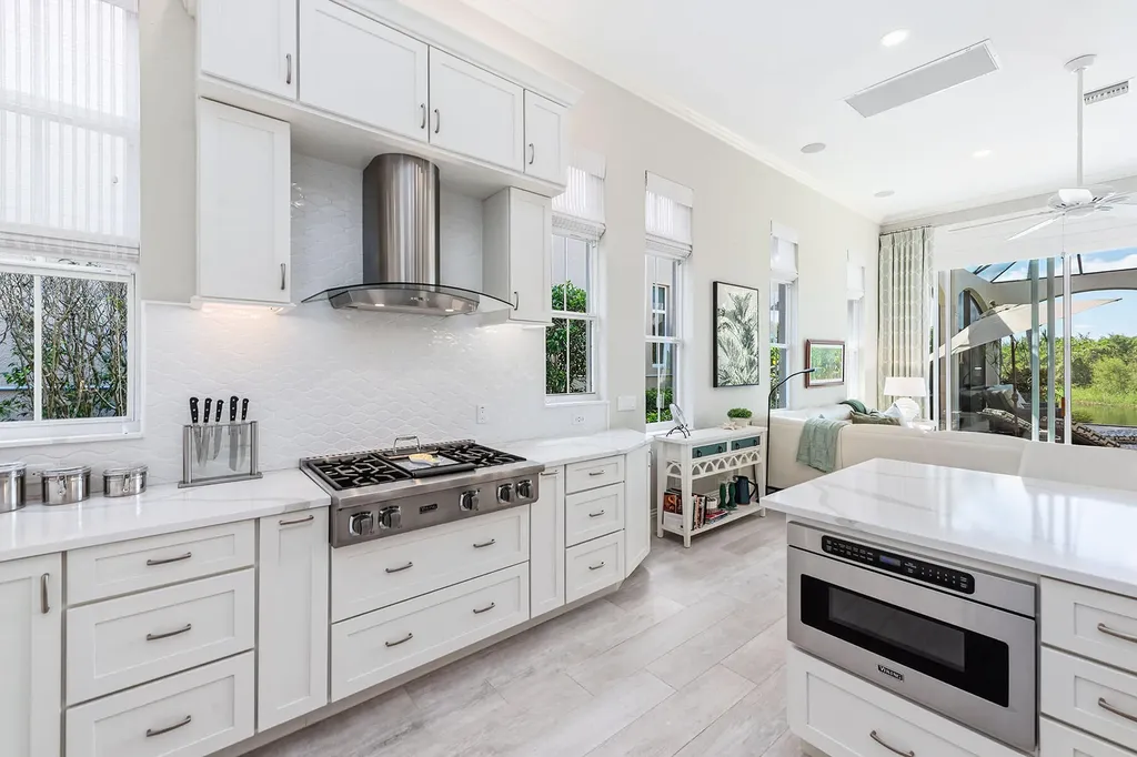 8589 Bellagio Drive Naples FL 34114