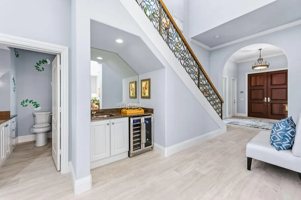 8589 Bellagio Drive Naples FL 34114