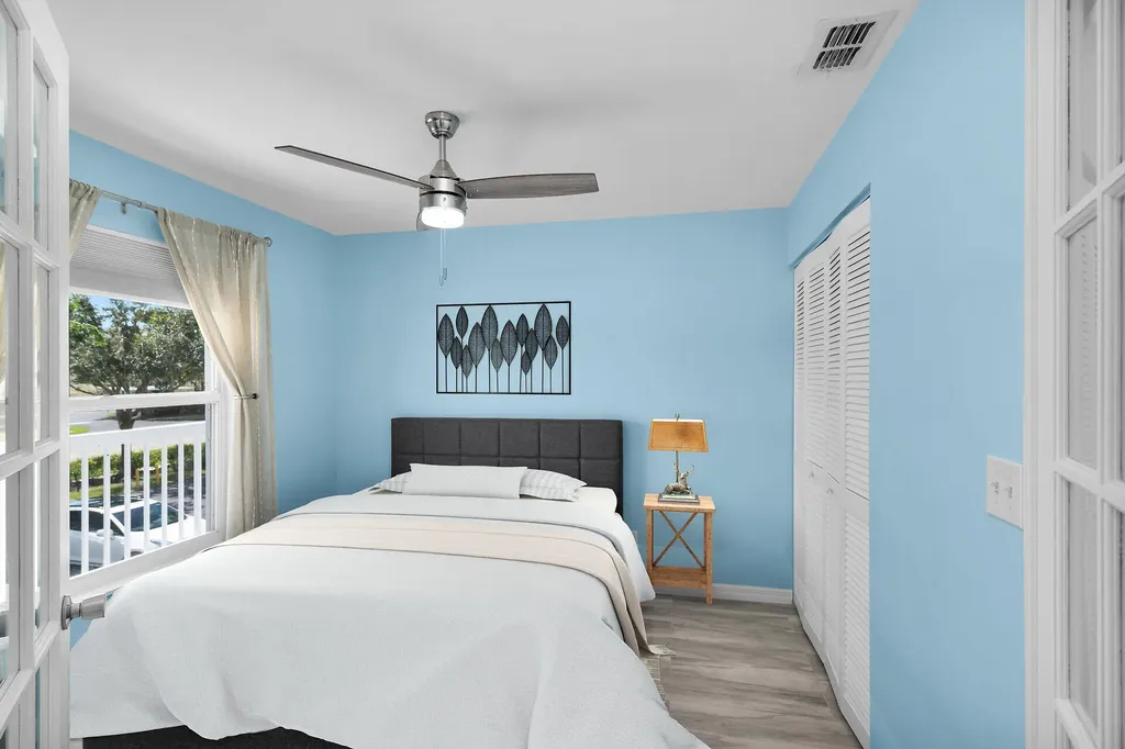 1375 Mainsail Drive Naples FL 34114