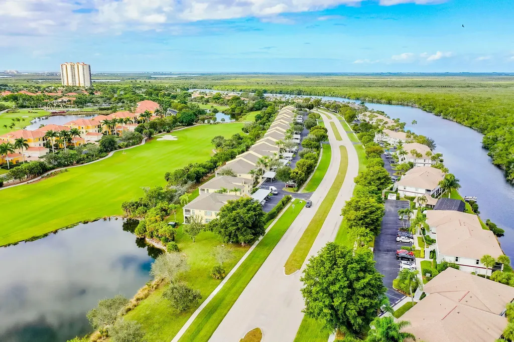 1375 Mainsail Drive Naples FL 34114