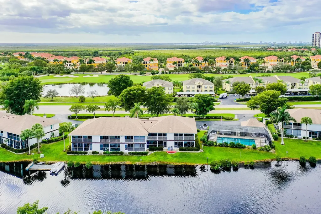 1375 Mainsail Drive Naples FL 34114