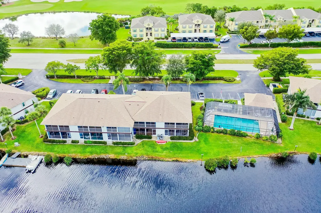 1375 Mainsail Drive Naples FL 34114