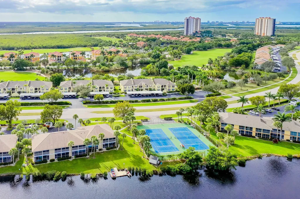 1375 Mainsail Drive Naples FL 34114