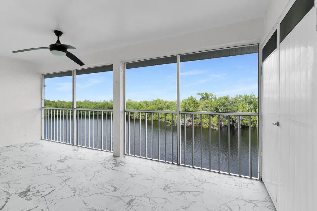 1375 Mainsail Drive Naples FL 34114