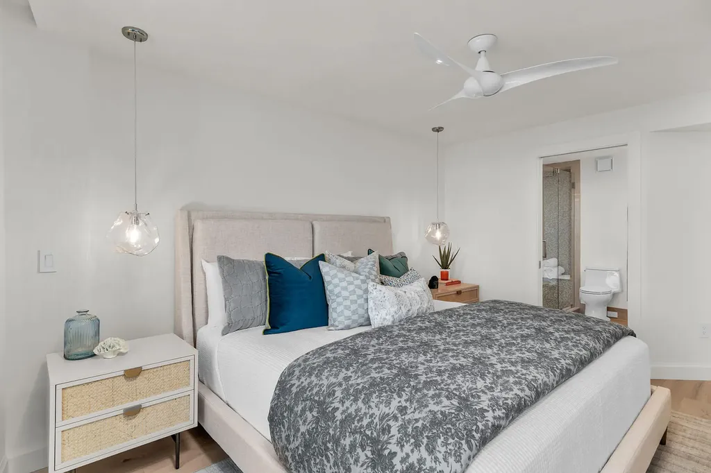 320 Seaview Court Marco Island FL 34145