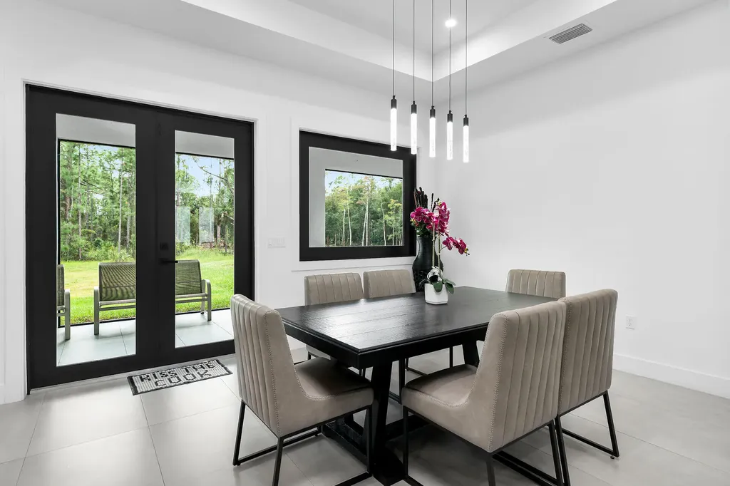 3348 27th Avenue NE Naples FL 34120