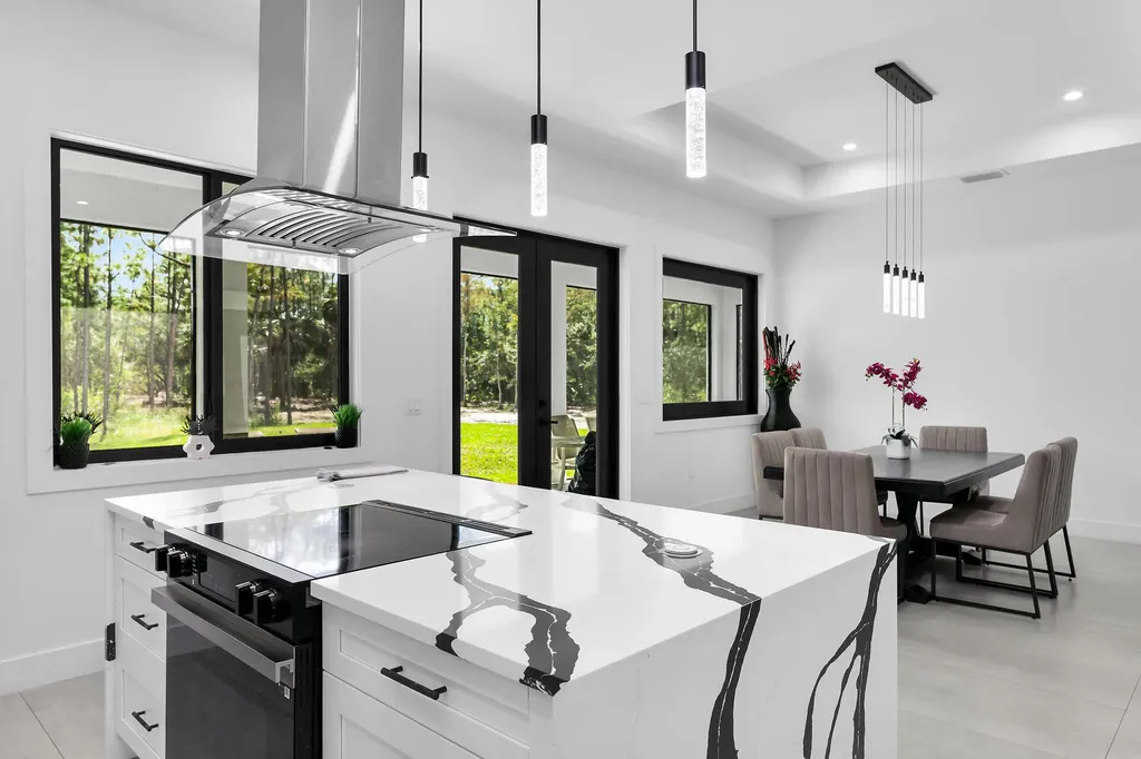 3348 27th Avenue NE Naples FL 34120