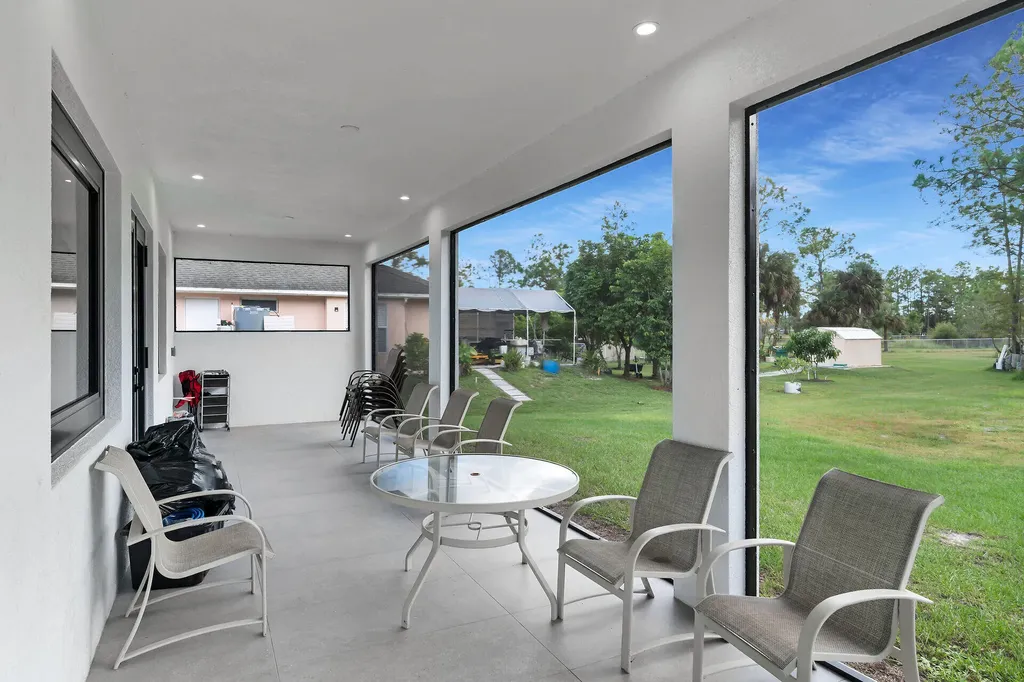 3348 27th Avenue NE Naples FL 34120