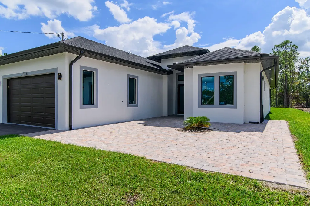 3348 27th Avenue NE Naples FL 34120