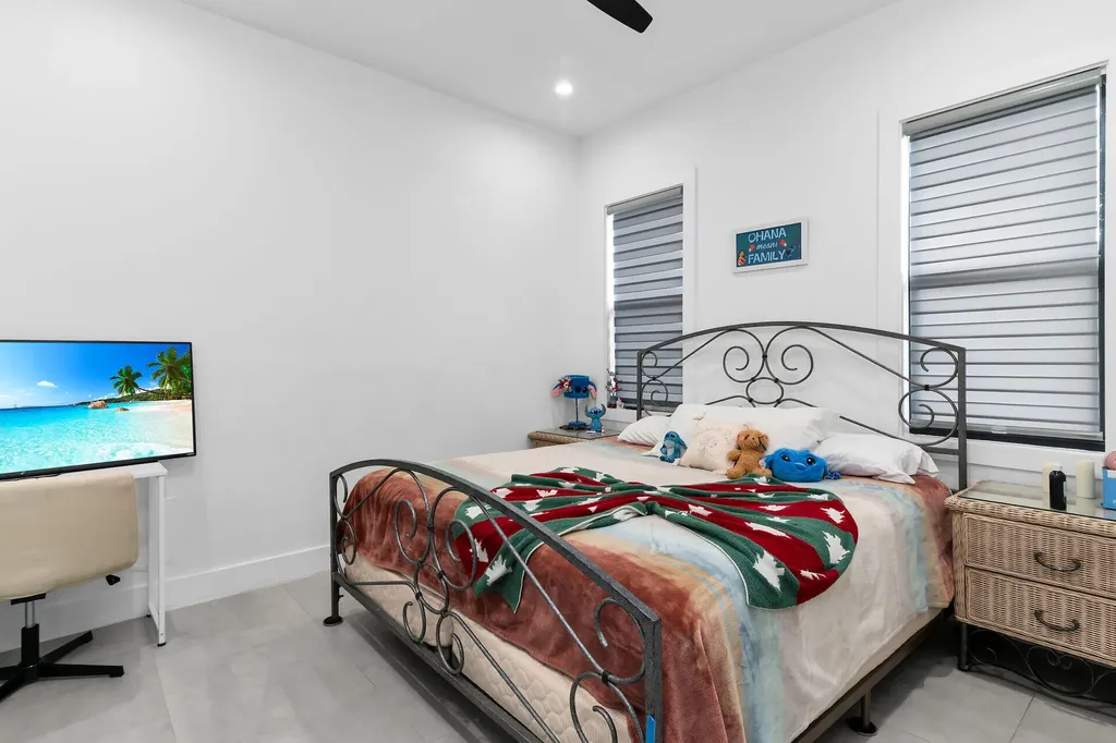 3348 27th Avenue NE Naples FL 34120