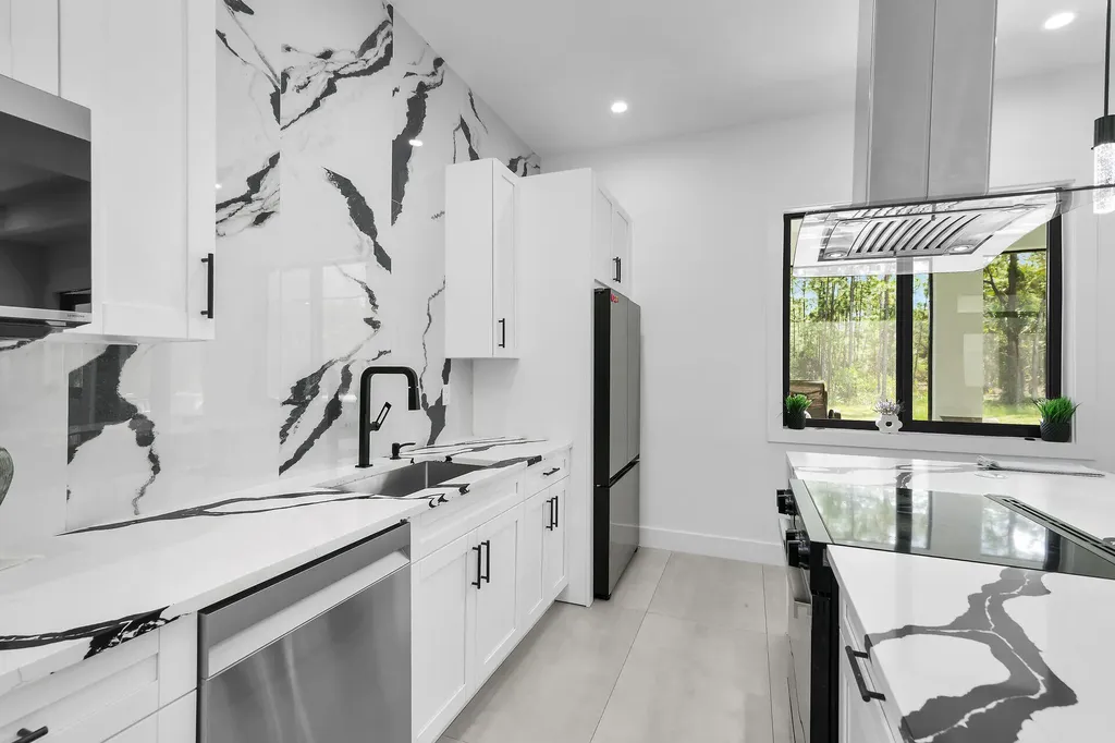 3348 27th Avenue NE Naples FL 34120