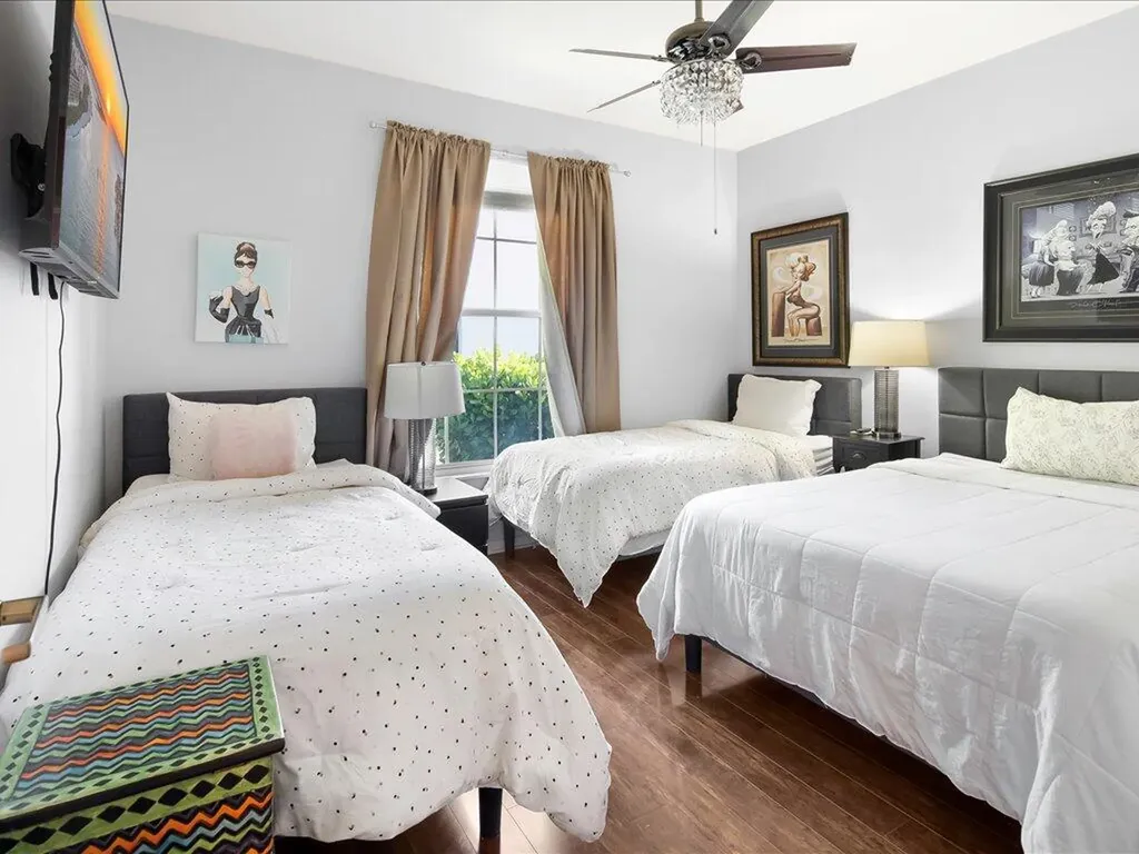 28 Madagascar Court Marco Island FL 34145