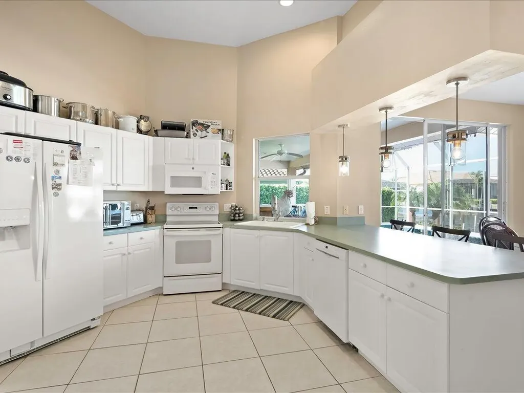 28 Madagascar Court Marco Island FL 34145