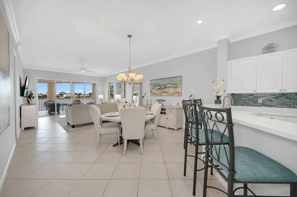 794 W Elkcam Circle Marco Island FL 34145