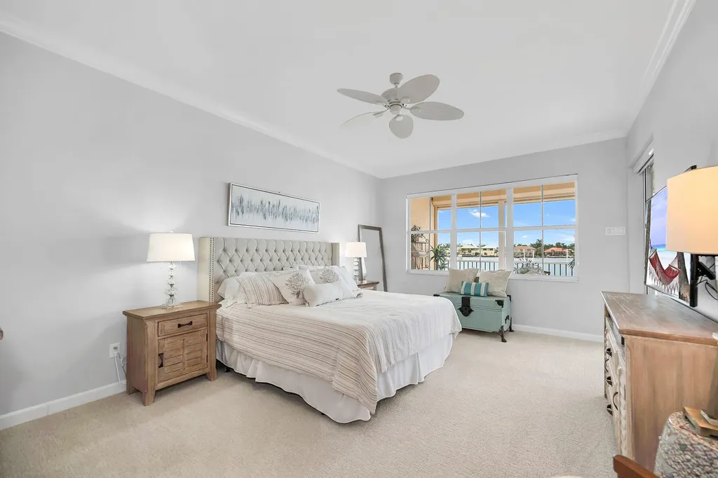 794 W Elkcam Circle Marco Island FL 34145