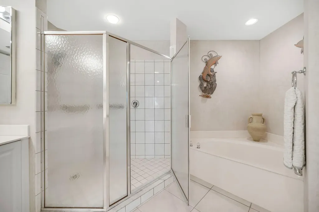 794 W Elkcam Circle Marco Island FL 34145