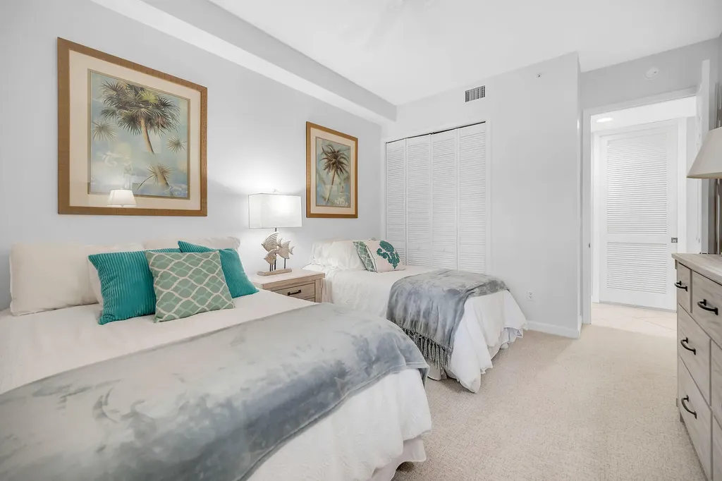 794 W Elkcam Circle Marco Island FL 34145