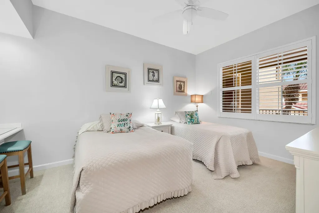 794 W Elkcam Circle Marco Island FL 34145