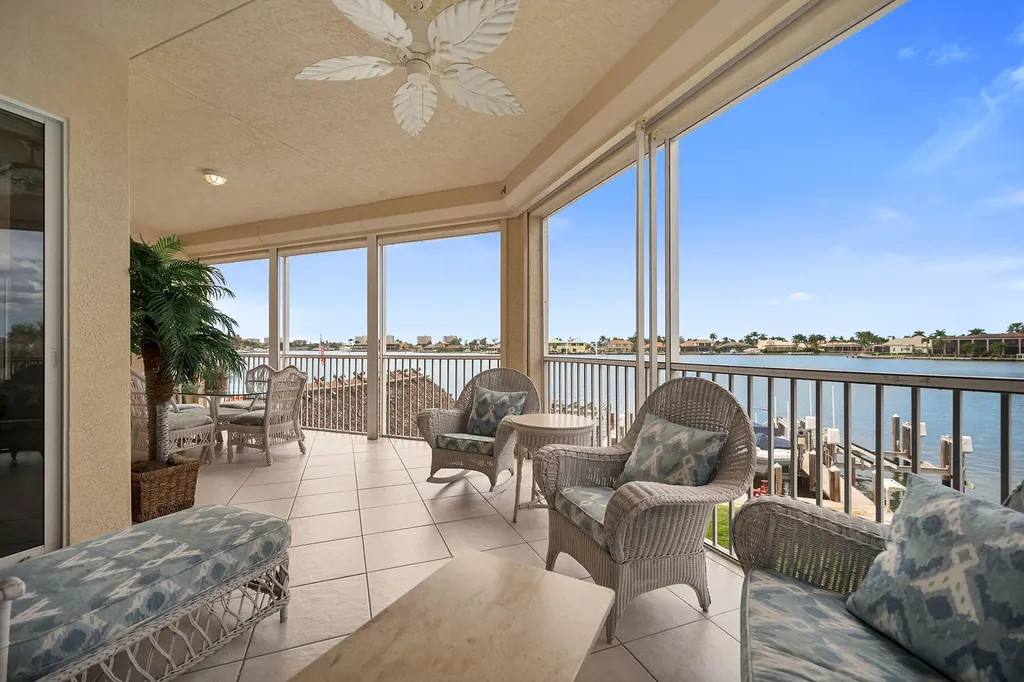 794 W Elkcam Circle Marco Island FL 34145