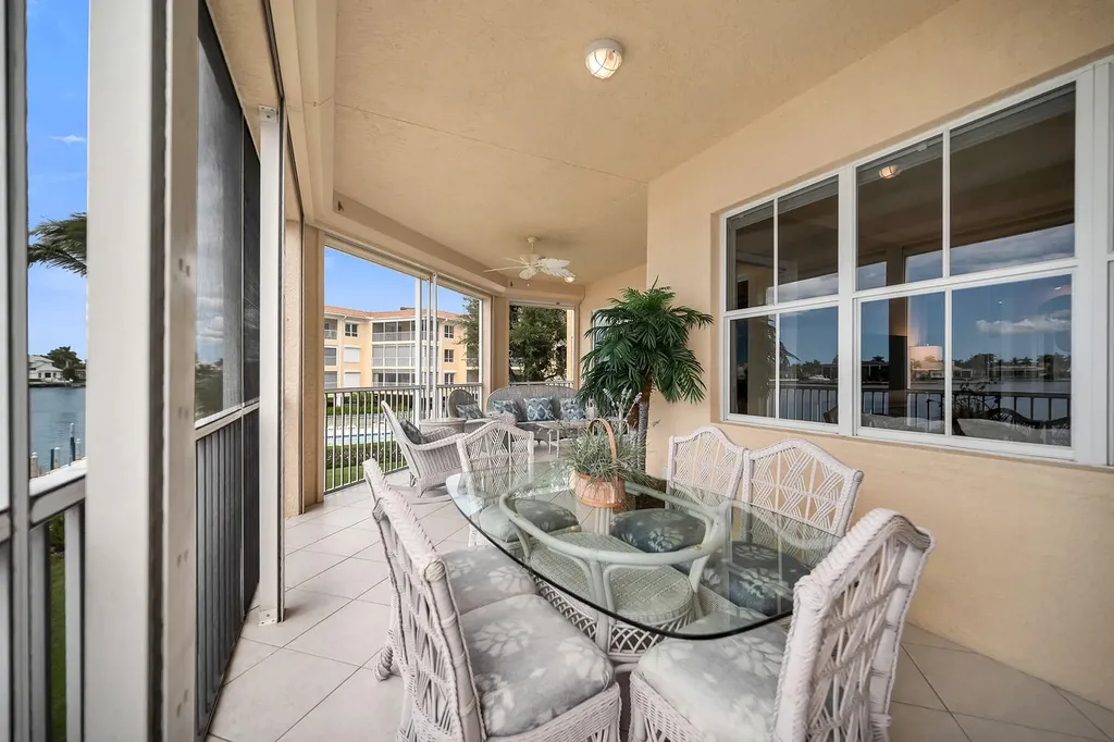 794 W Elkcam Circle Marco Island FL 34145