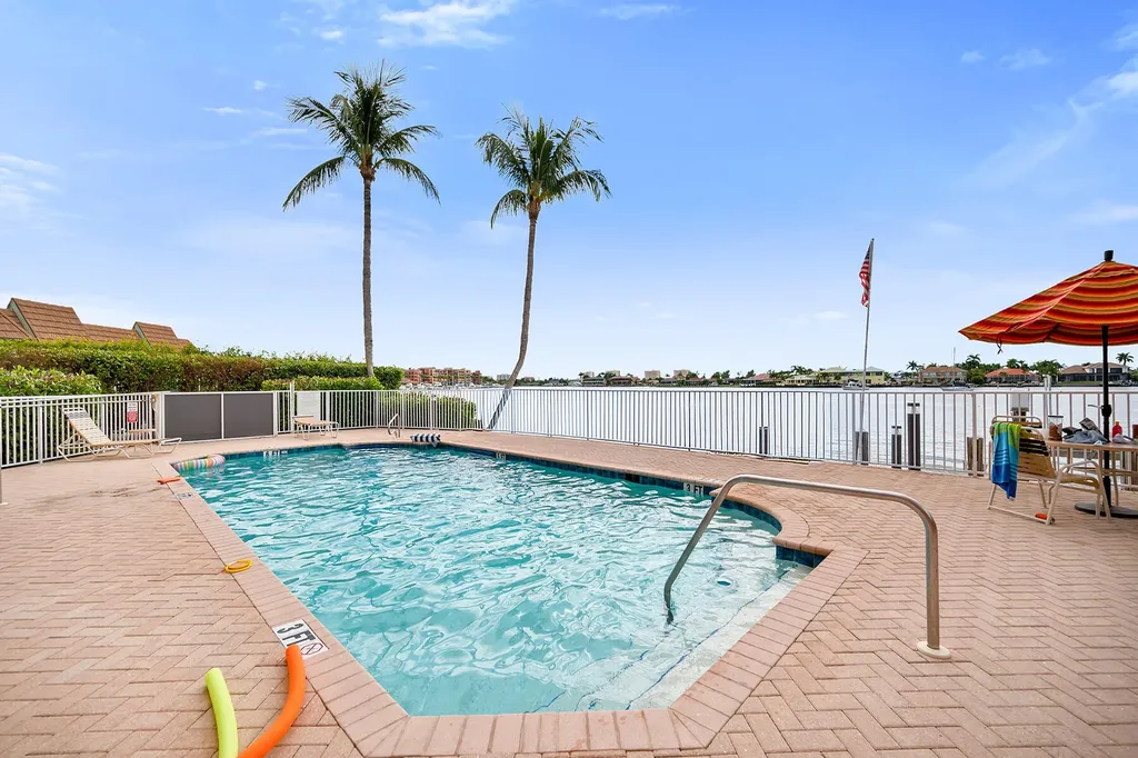 794 W Elkcam Circle Marco Island FL 34145