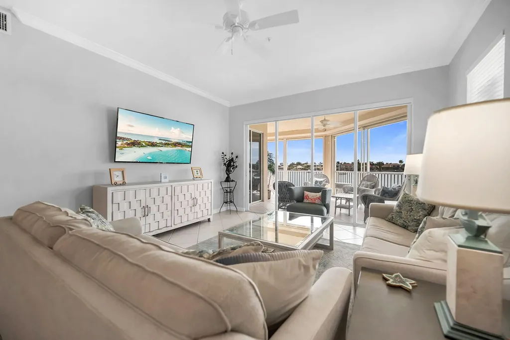 794 W Elkcam Circle Marco Island FL 34145