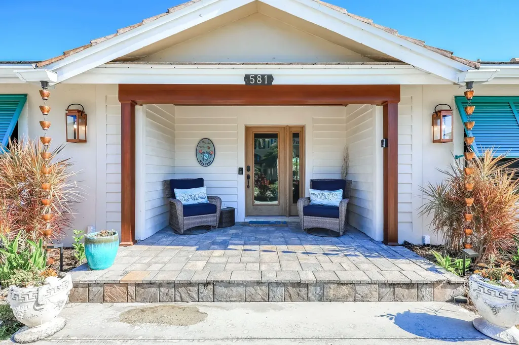 581 Spinnaker Drive Marco Island FL 34145