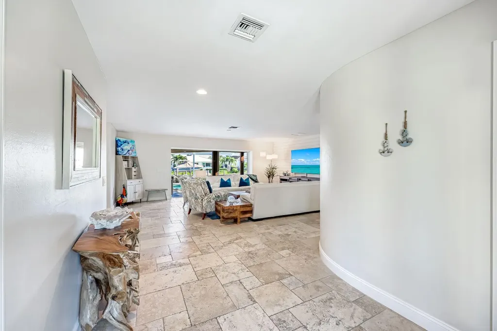 581 Spinnaker Drive Marco Island FL 34145