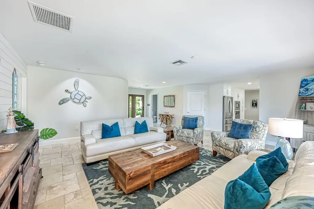 581 Spinnaker Drive Marco Island FL 34145