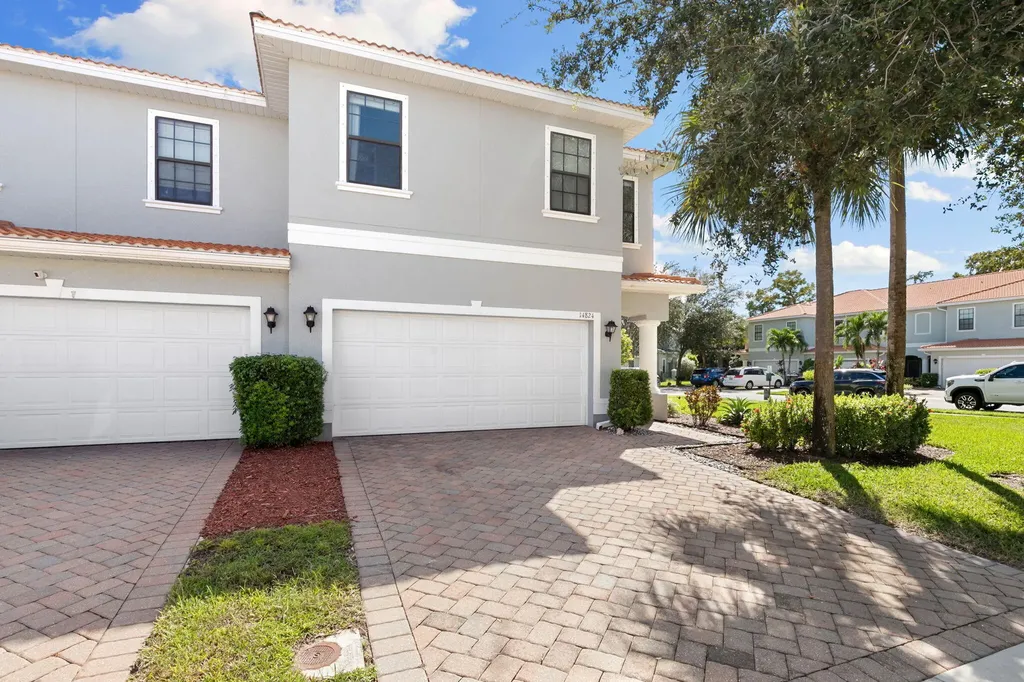 14824 Sutherland Avenue Naples FL 34119