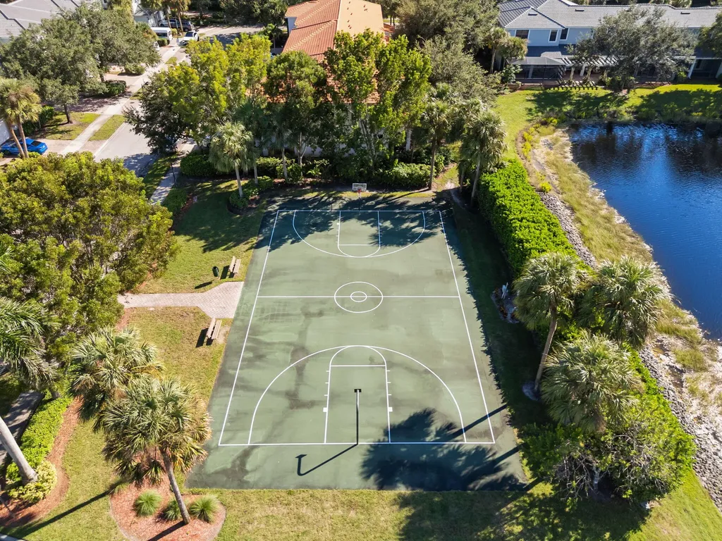 14824 Sutherland Avenue Naples FL 34119