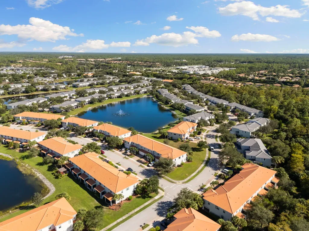 14824 Sutherland Avenue Naples FL 34119