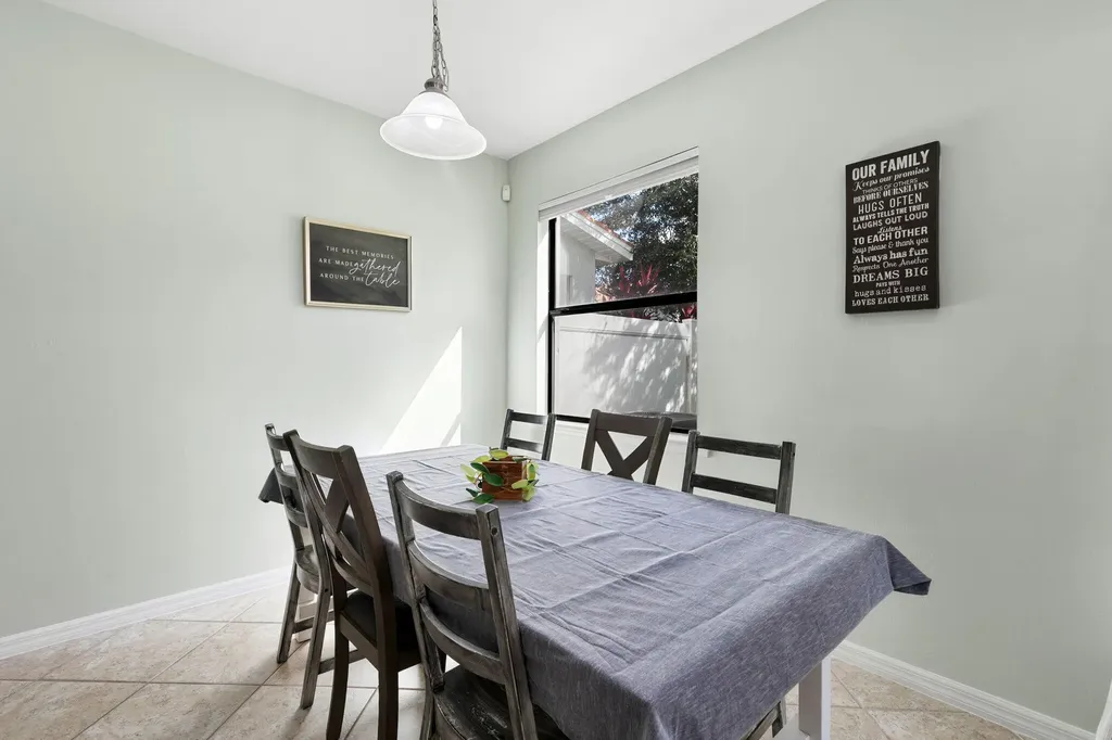 14824 Sutherland Avenue Naples FL 34119