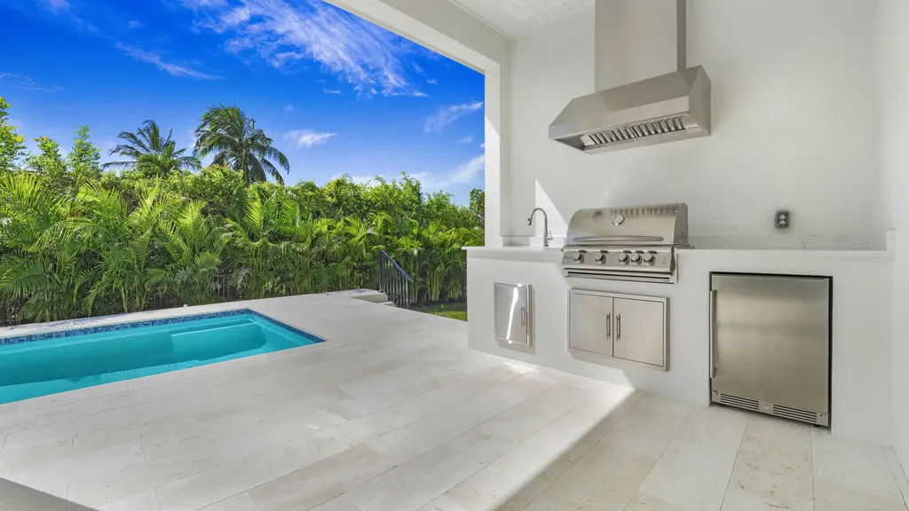 138 Kirkwood Street Marco Island FL 34145