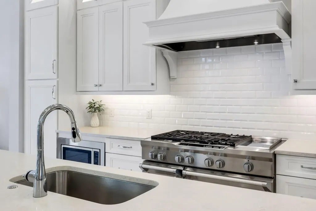 3233 Tavolara Lane Naples FL 34114