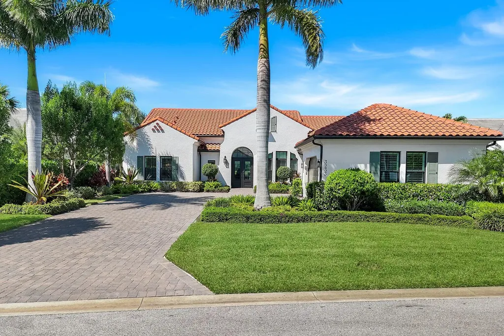 3233 Tavolara Lane Naples FL 34114