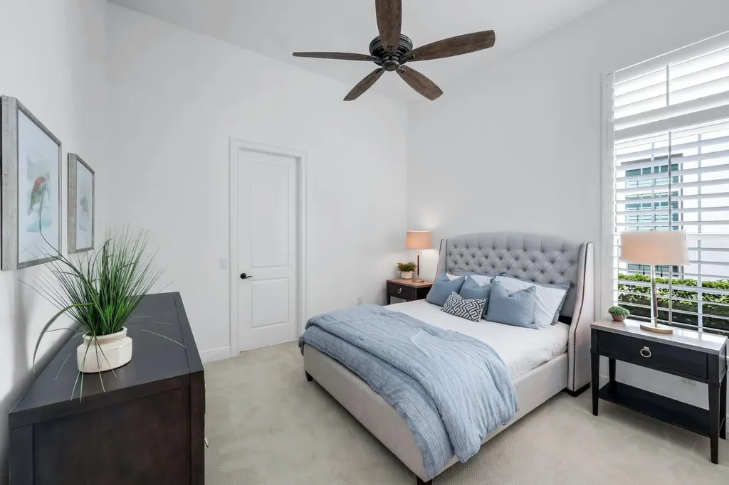 3233 Tavolara Lane Naples FL 34114