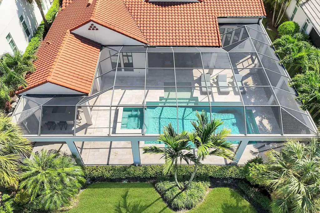 3233 Tavolara Lane Naples FL 34114