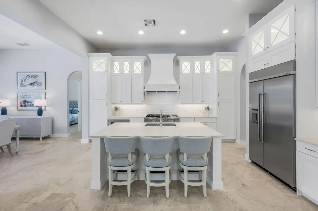 3233 Tavolara Lane Naples FL 34114