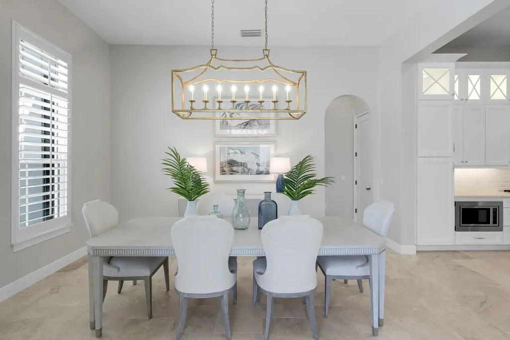 3233 Tavolara Lane Naples FL 34114