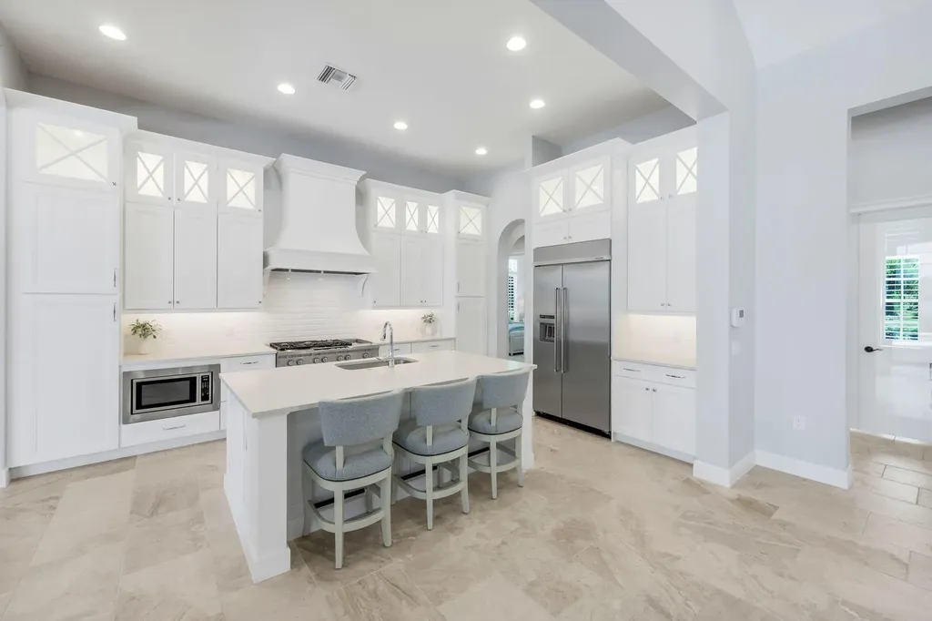 3233 Tavolara Lane Naples FL 34114