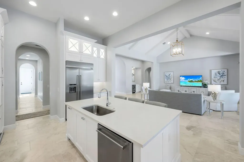 3233 Tavolara Lane Naples FL 34114