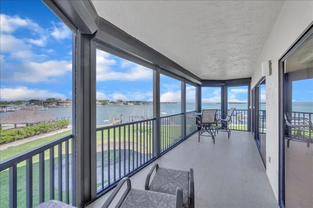 961 Collier Court Marco Island FL 34145