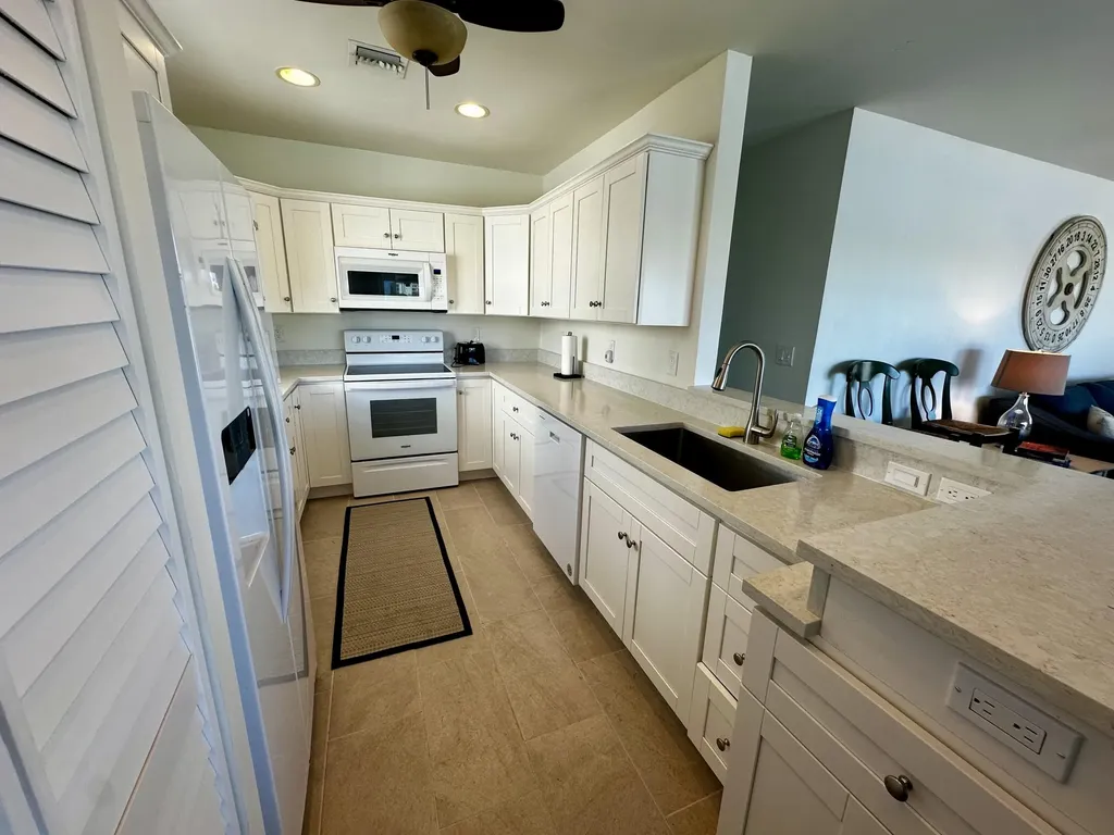 1170 Edington Marco Island FL 34145