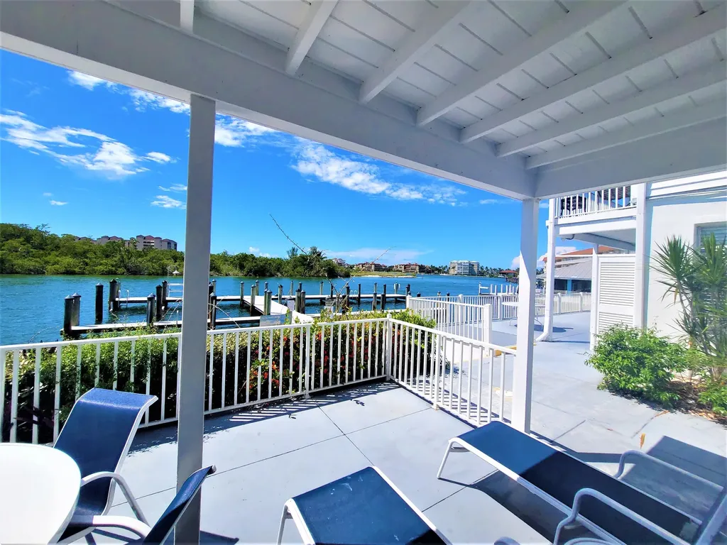 1170 Edington Marco Island FL 34145