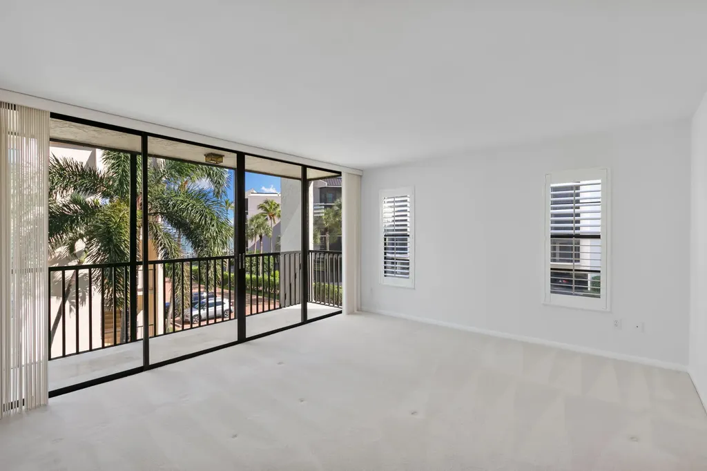 931 Collier Court Marco Island FL 34145