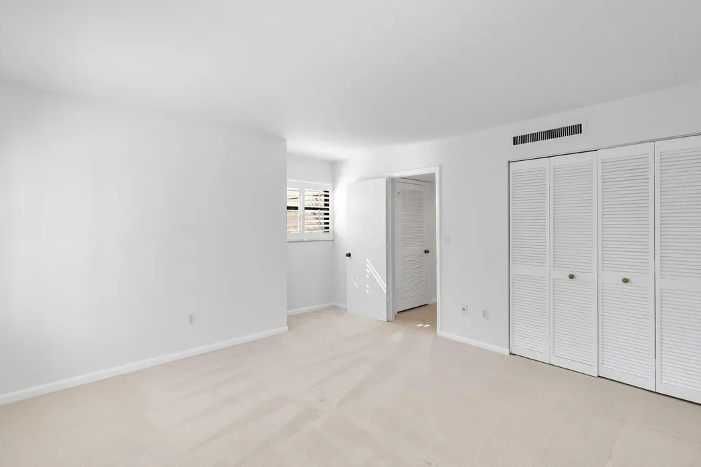 931 Collier Court Marco Island FL 34145