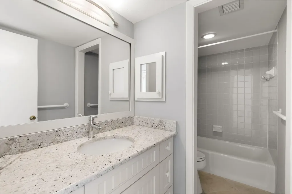 931 Collier Court Marco Island FL 34145